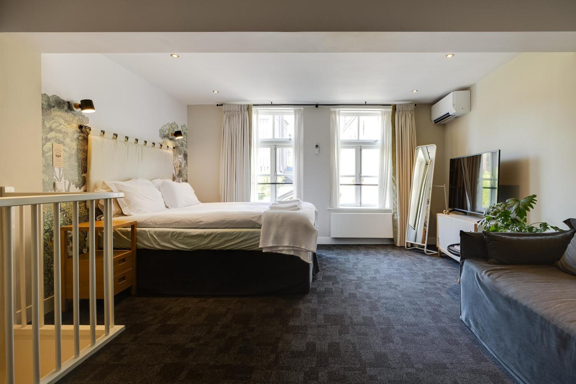 Hotel Uylenhof 4*