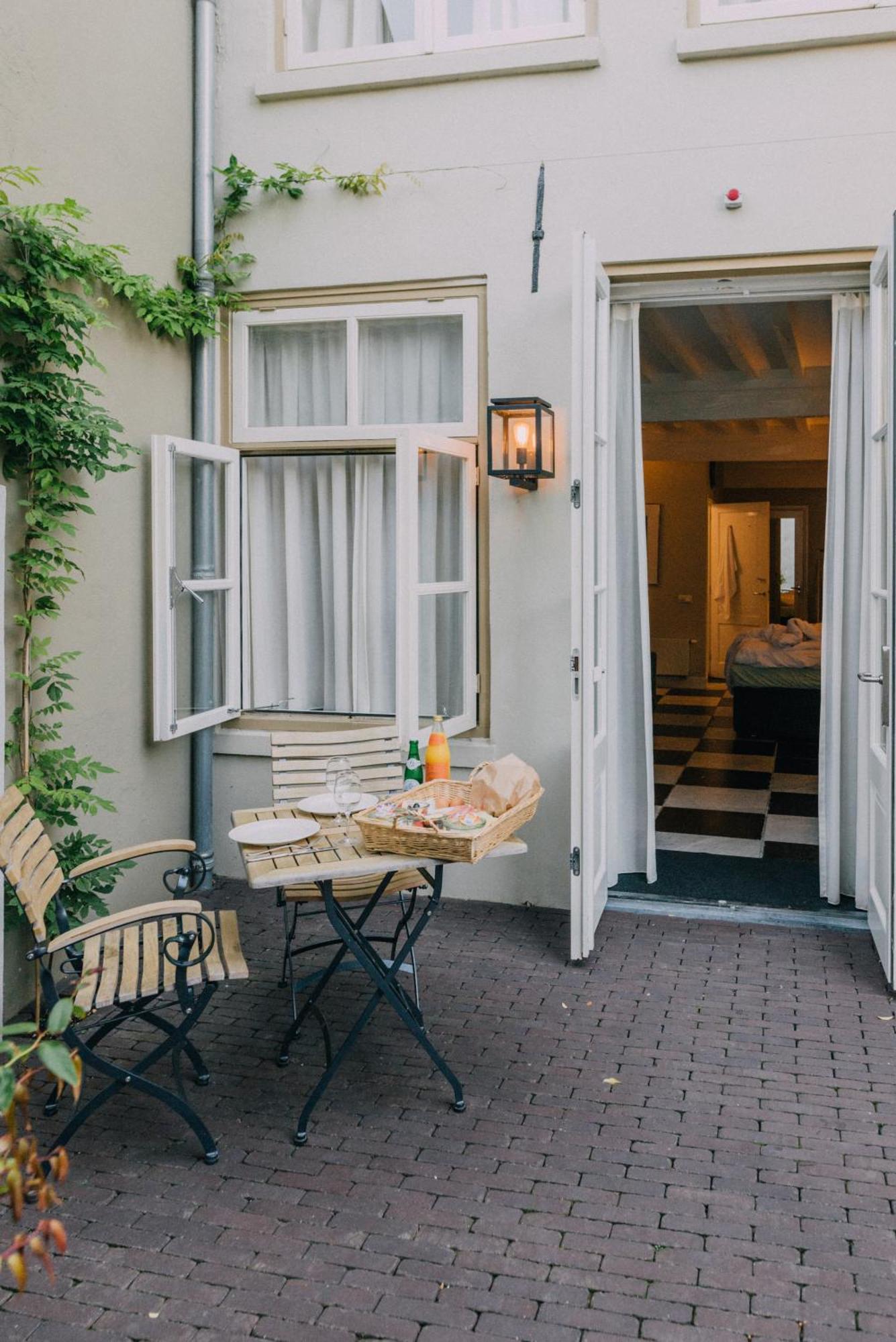 Uylenhof Hotel 4*